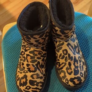 Leopard Print Fur-Lined Boots Calf Hair